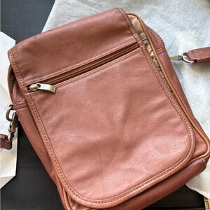 Lady conceal leather crossbody ‘Delany’ purse